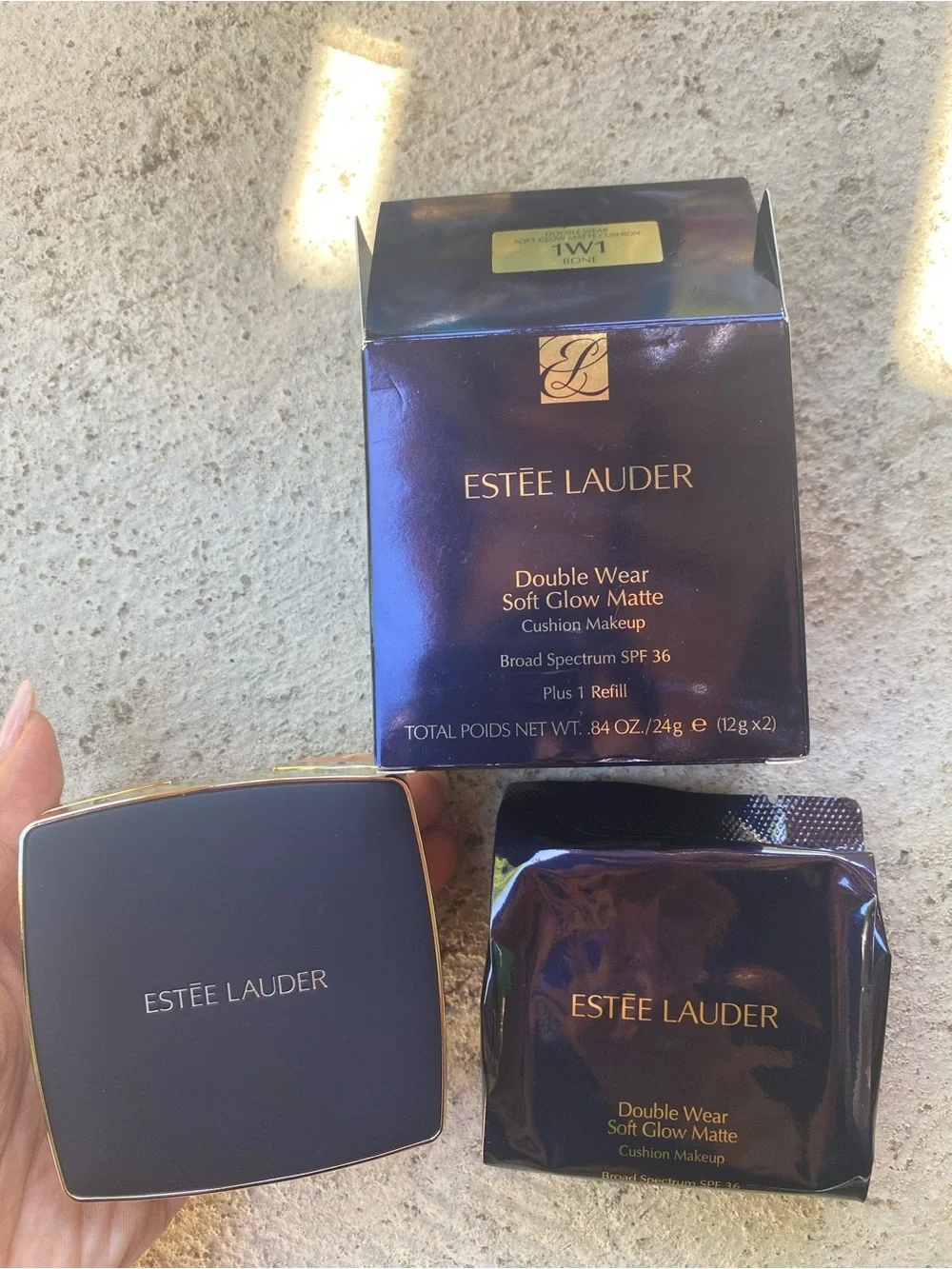 Estée Lauder Double Wear Soft Glow Matte Cushion 1w1- Navy & Gold Packaging